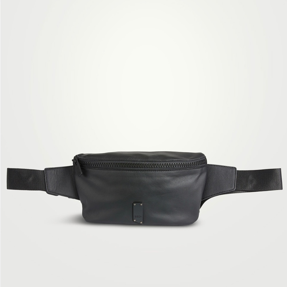 Leather belt bag
